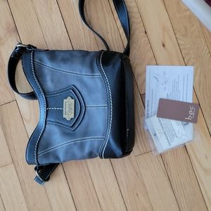 BOC purse with charging block
